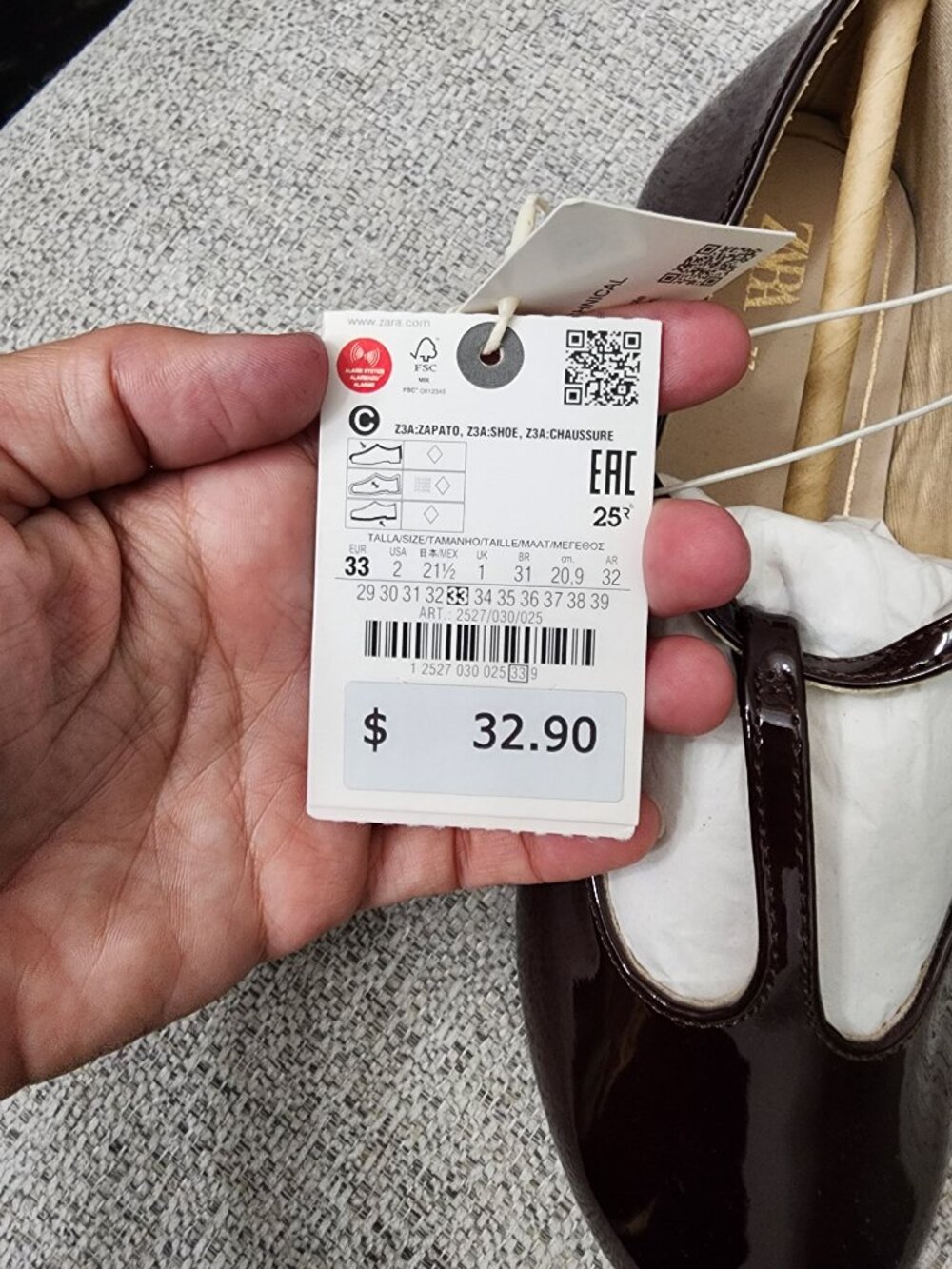 Brand new Zara girl maroon shinny dress shoes size 2 - Picture 6 of 6